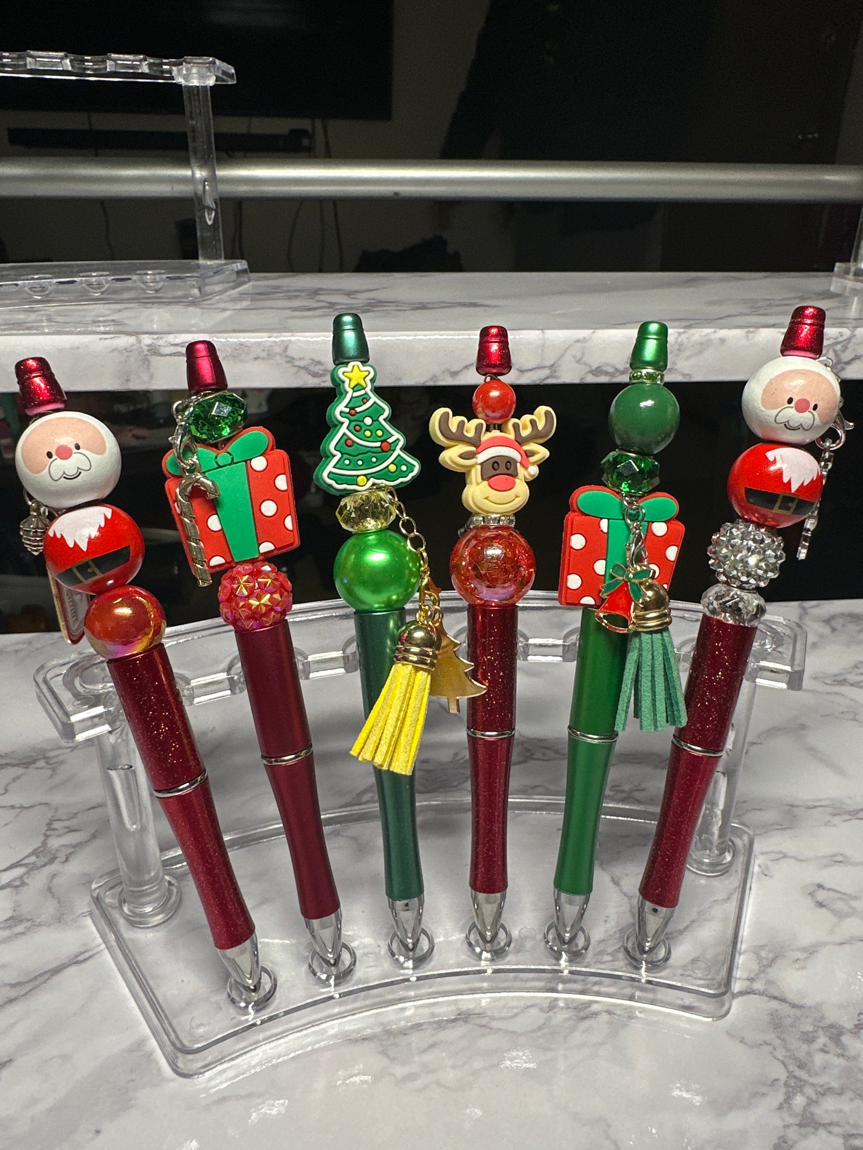 Bead’d Christmas Pen